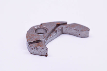 MTD 748-0381 Pawl Right Hand NOS