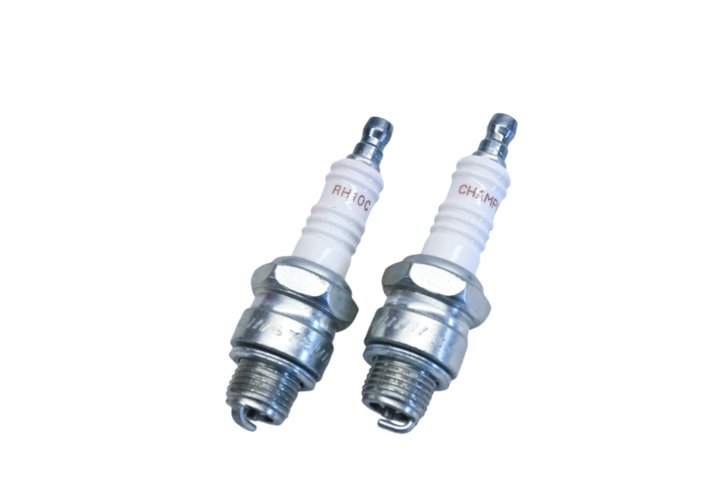 Champion RH10C, 854 Spark Plugs Qty 2 NOS