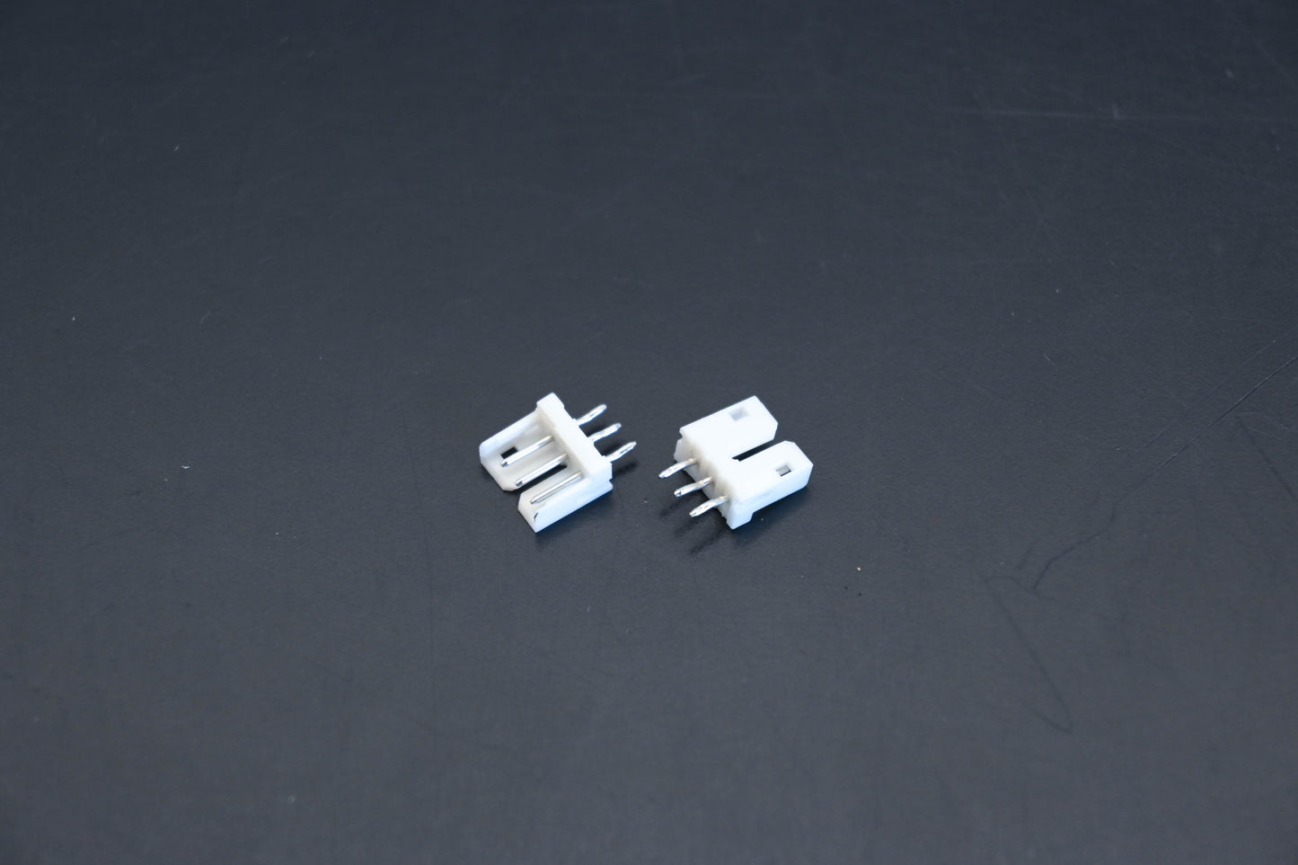Amp 173981-3 CT Connectors Qty 200 NOS