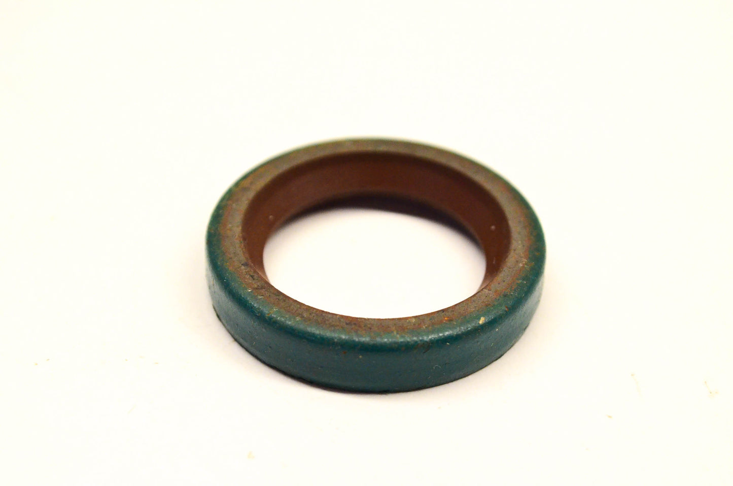 Sierra 18-2018, 305897 Oil Seal NOS