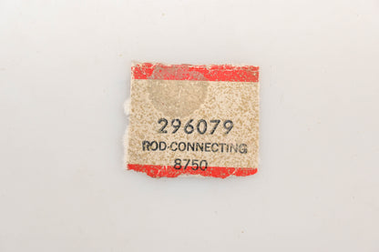 New OEM Briggs & Stratton 296079 Connecting Rod NOS