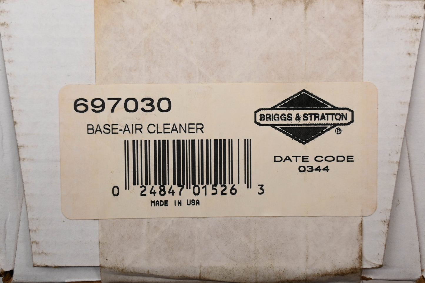 New OEM Briggs & Stratton 697030 Air Cleaner Base Kit NOS