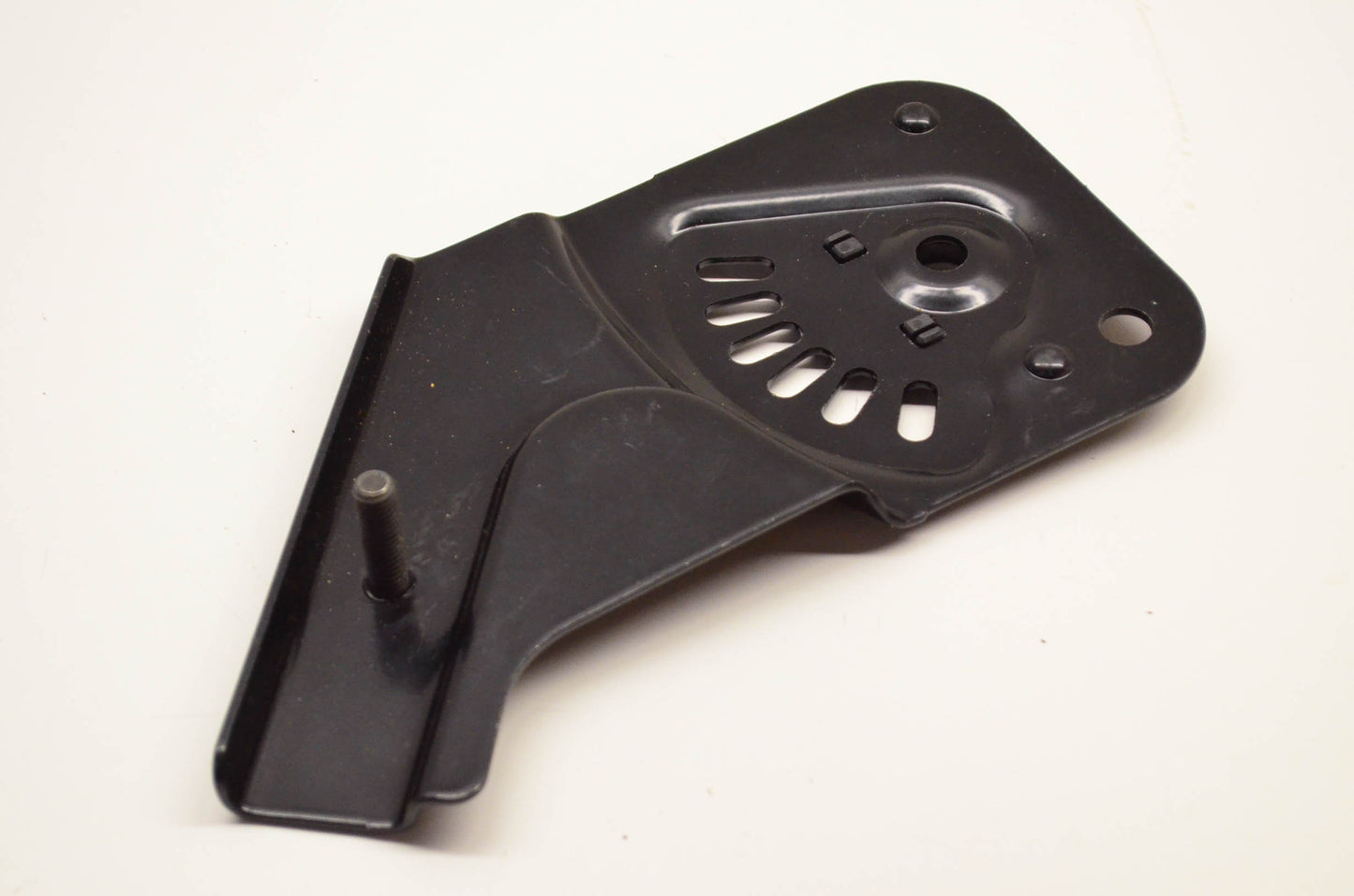 MTD 682-3065-0367, 682-3065 Handle Bracket Assembly NOS