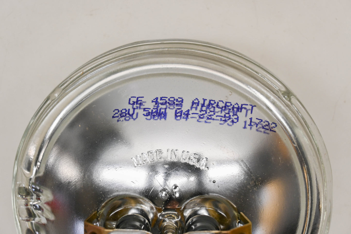 General Electric GE 4589, 4589, 35-531 28V Sealed Beam Light NOS