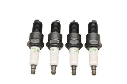 ACDelco R44XLS Spark Plug Kit Qty 4 NOS