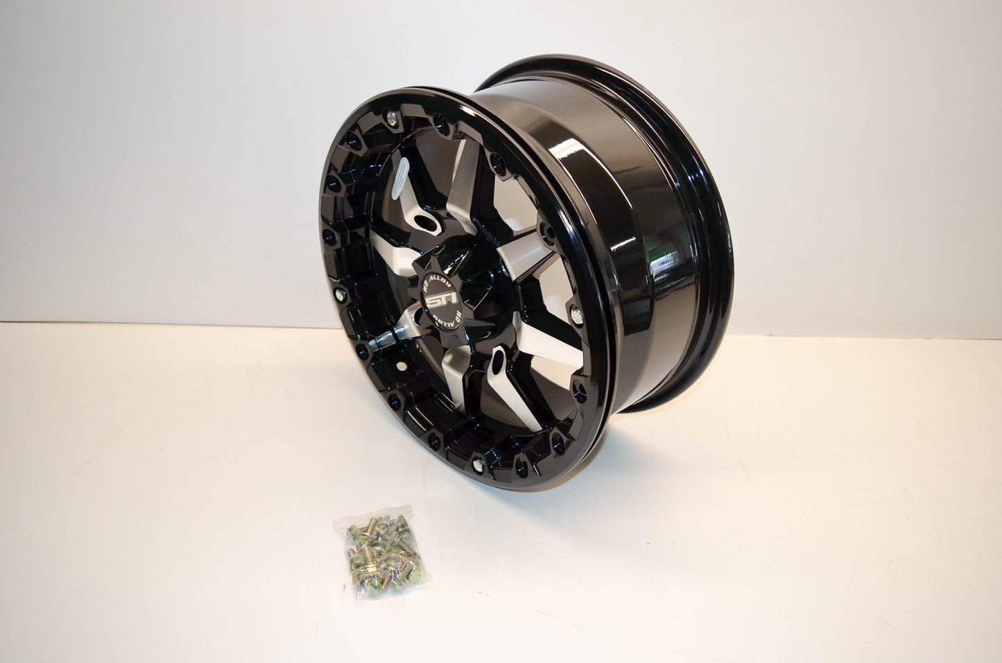 STI 15HB503 Wheel Rim NOS