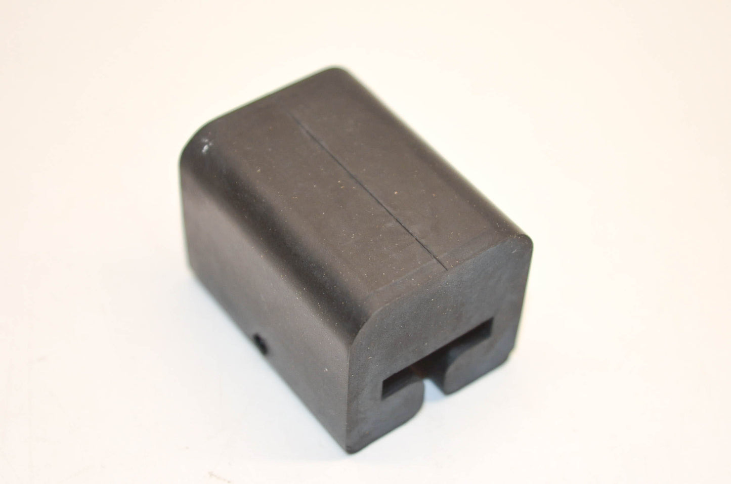 New OEM Yamaha 8JM-G7456-00-00 Damper NOS