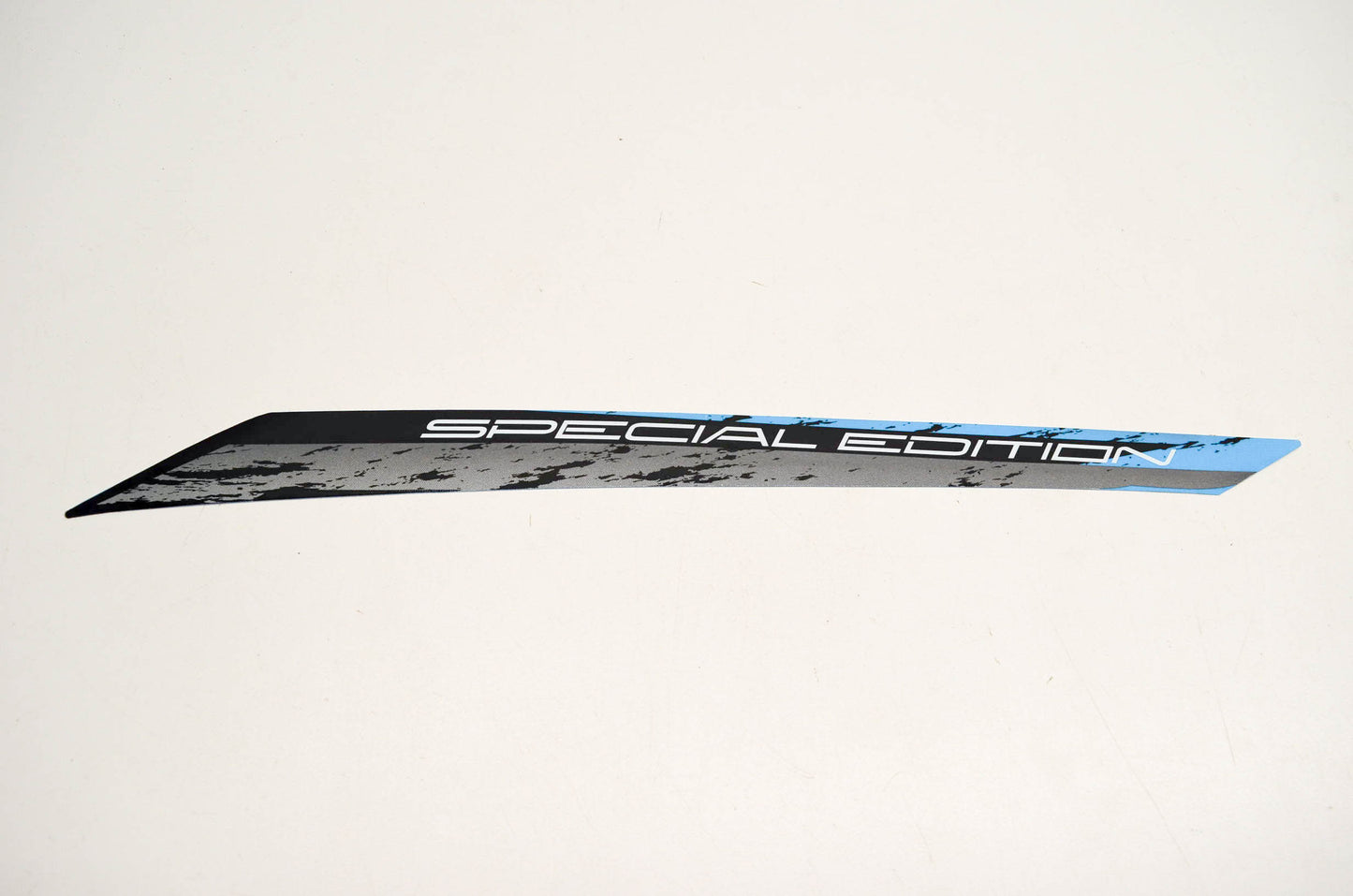 New OEM Yamaha B32-F165F-20-00 Graphic Front NOS
