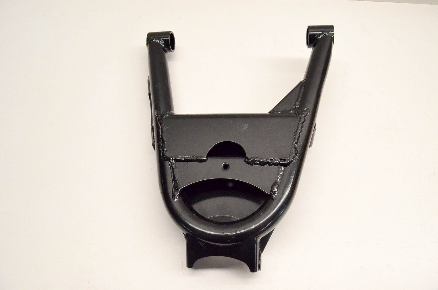 New OEM Yamaha 5UG-F217M-10-00 Left Rear Arm NOS