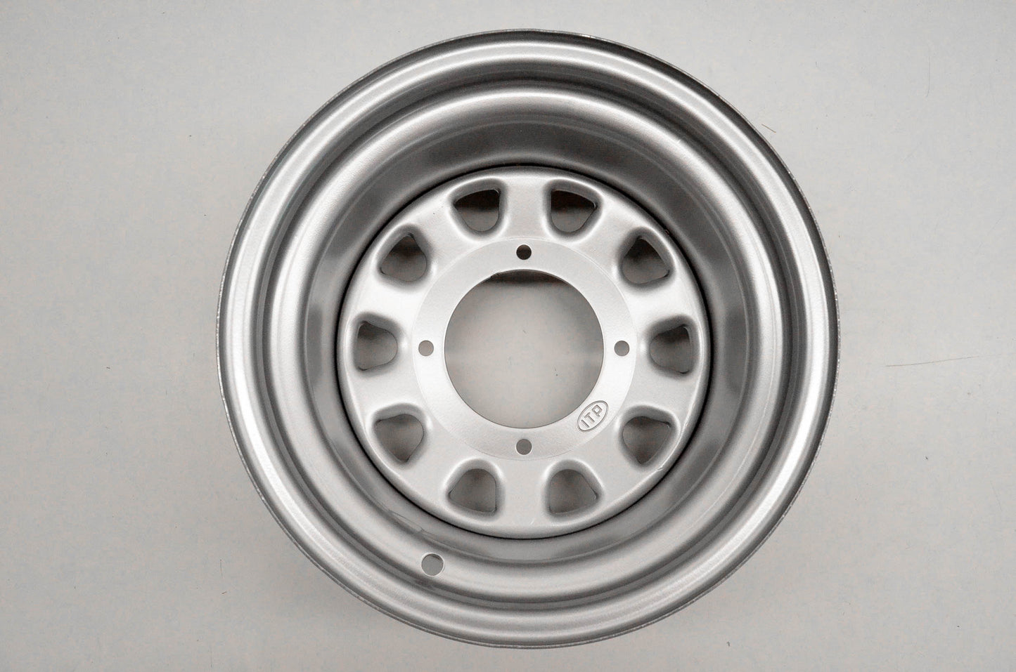 ITP 1225565032, 52-9237 Delta Silver Rear 12x7 3+4 4/137 NOS