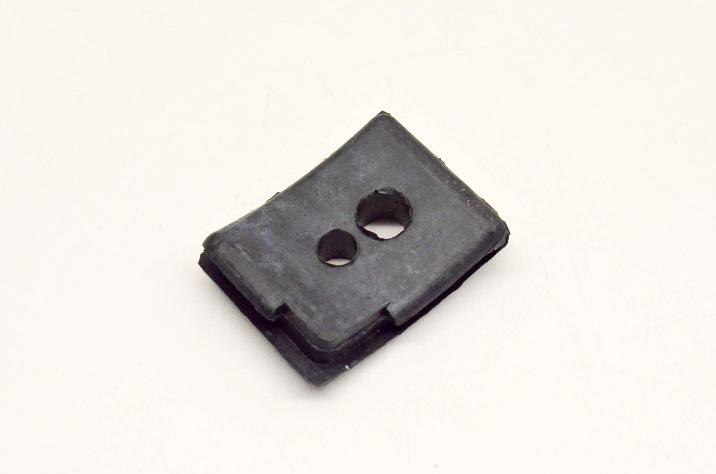 Robin 117-70161-08, 3082969 Grommet NOS
