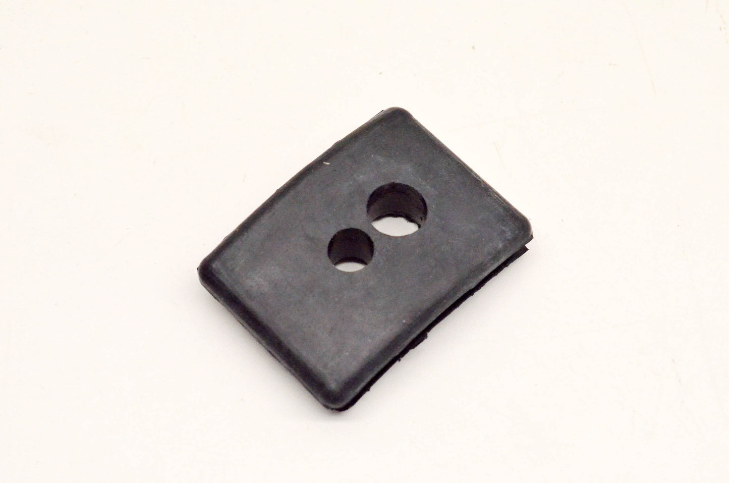 Robin 117-70161-08, 3082969 Grommet NOS