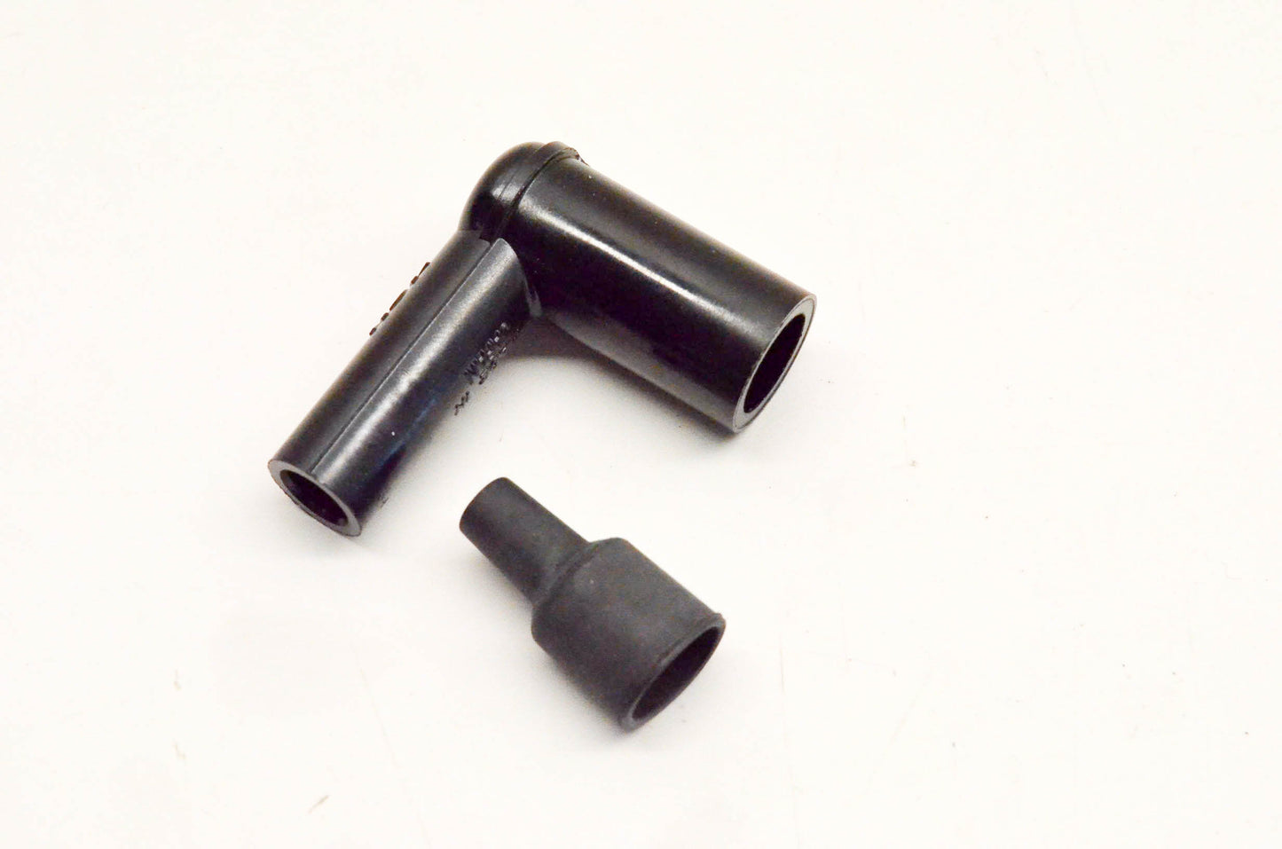 New OEM Yamaha 85G-82370-20-00 Plug Cap Assembly NOS