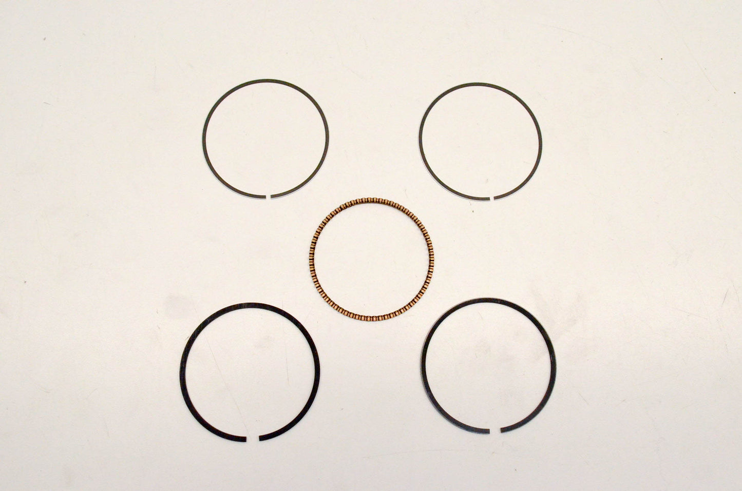 New OEM Yamaha 7D9-E1610-00-00 Piston Ring Set NOS