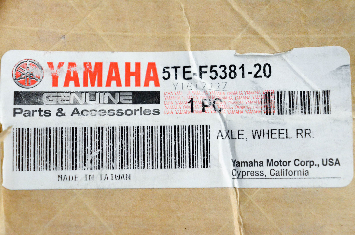 New OEM Yamaha 5TE-F5381-20-00 Axle Wheel Rear NOS