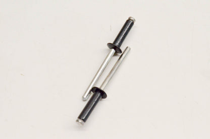 New OEM Arctic Cat 8060-630 Rivet Blind DH AA68 Black Qty 2 NOS