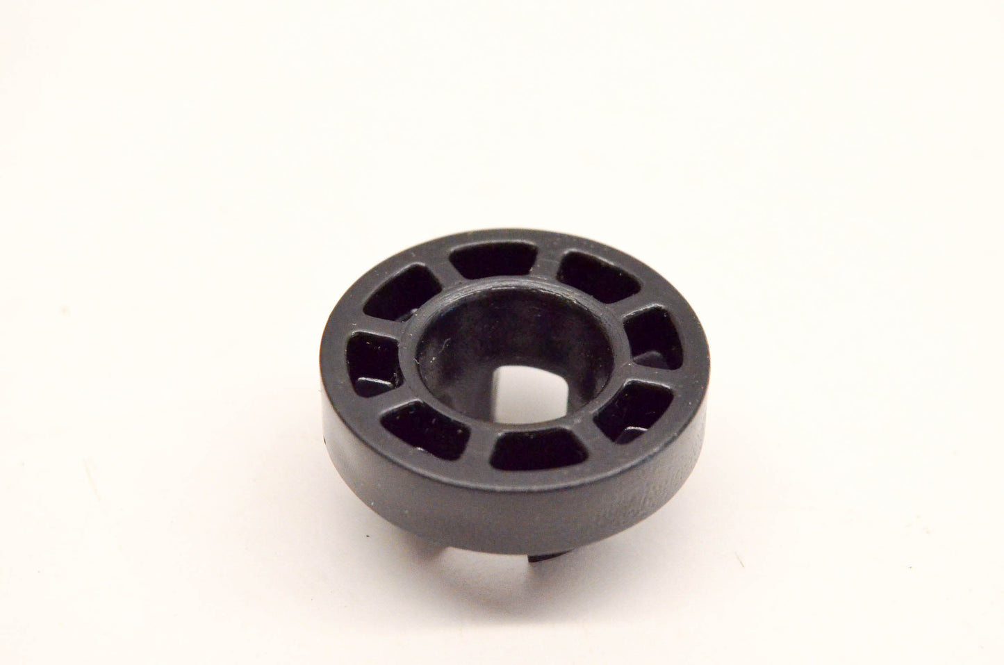 New OEM Arctic Cat 0406-309 Grommet Seat CTR MT NOS