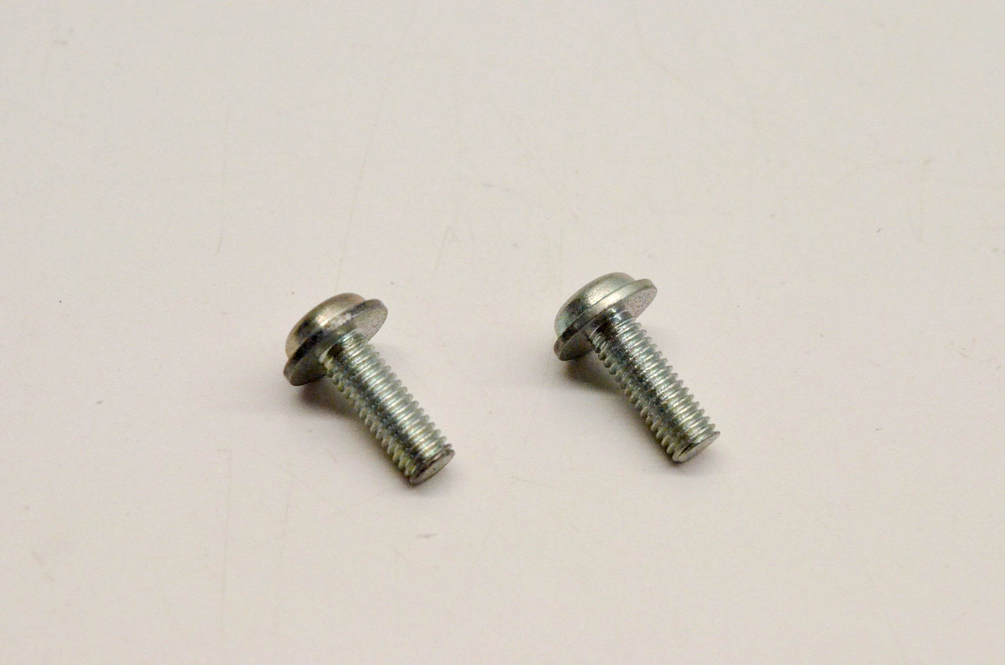 New OEM Arctic Cat 3002-453 Screws M5-.8 CR NOS QTY 2