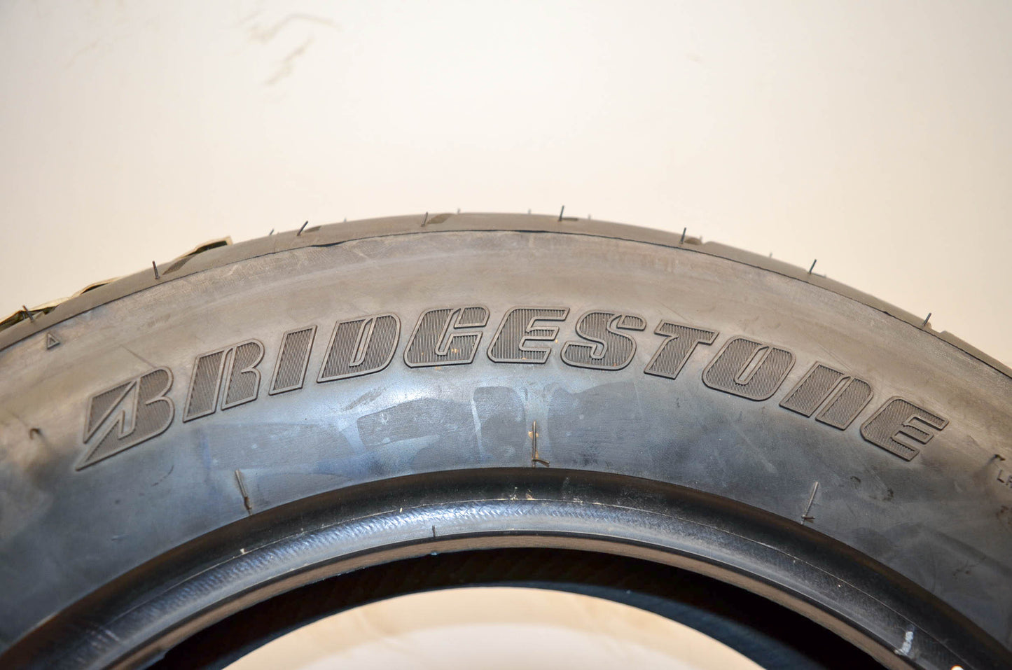 Bridgestone 3060236, 150/90-B15M/C 74V Rear Tire Exedra Max 150/90-B15M/C 74V NOS