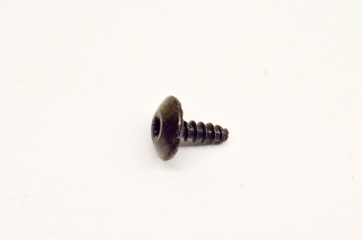 New OEM Yamaha 8JP-RA202-00-00 Screw Tapping 1/4 NOS