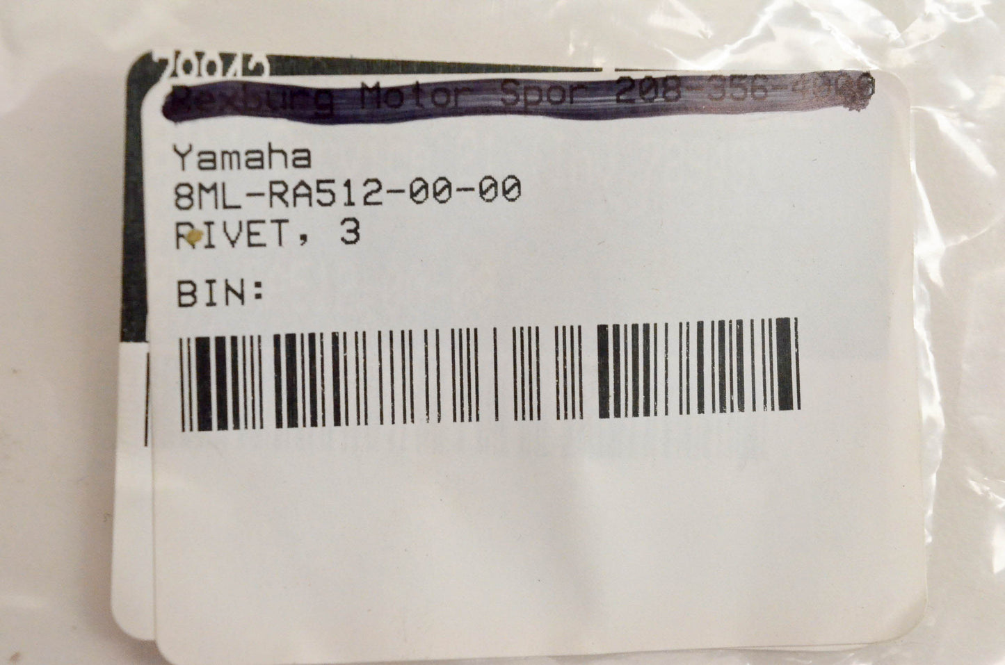New OEM Yamaha 8ML-RA512-00-00 Rivet NOS