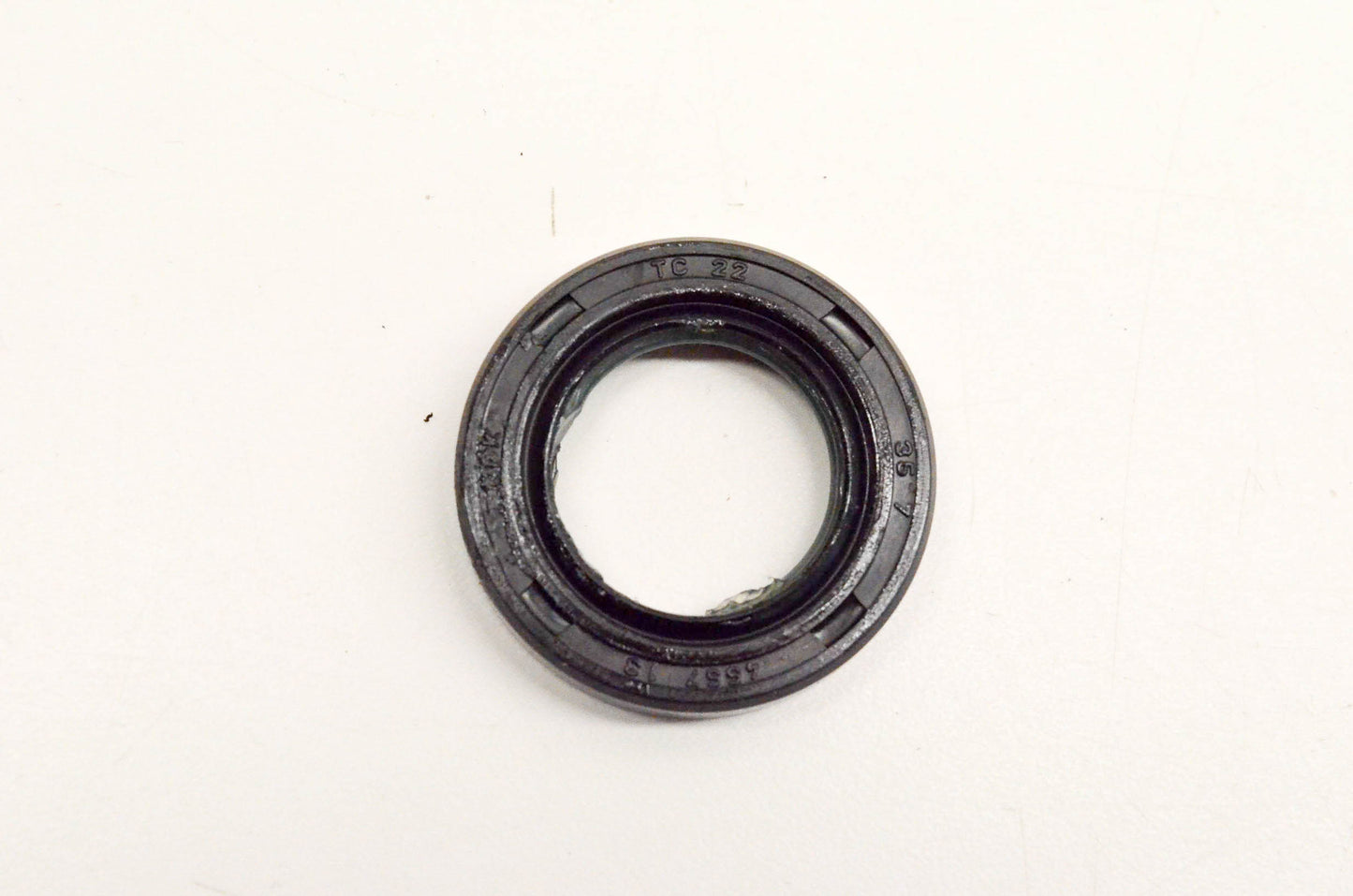 New OEM Arctic Cat 3303-456 Dust Seal 22*35*7 NOS
