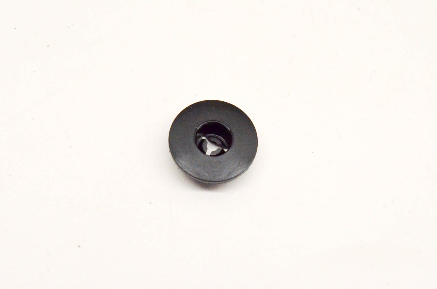 New OEM Polaris 7661865 Rivet Snap Female .320 NOS