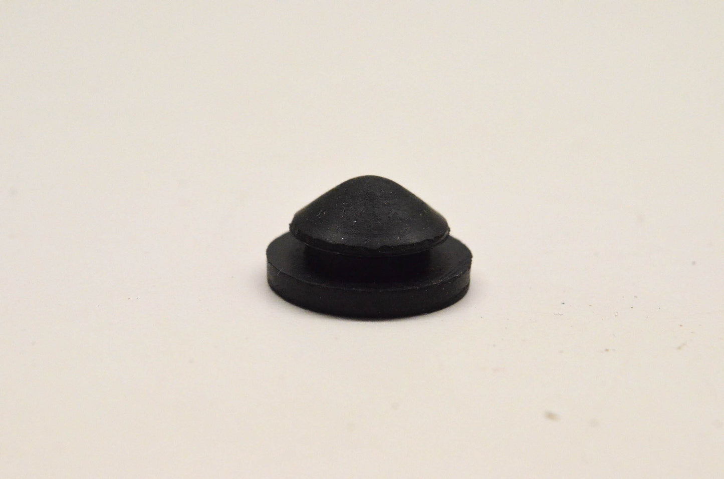 New OEM Honda 77212-965-000 Rubber Side Seat NOS