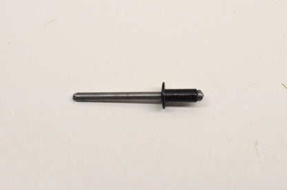New OEM Yamaha 8JP-RA520-00-00 Rivet NOS