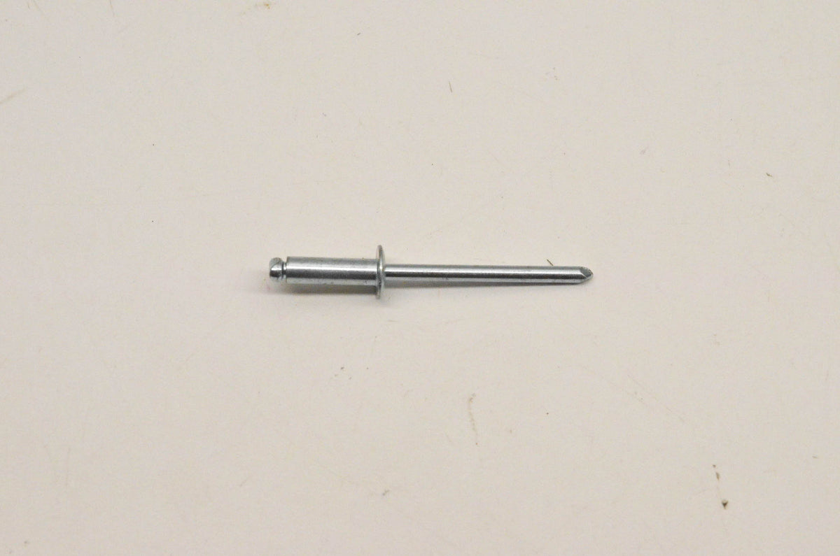 New OEM Yamaha 8ML-RA514-00-00 Rivet NOS