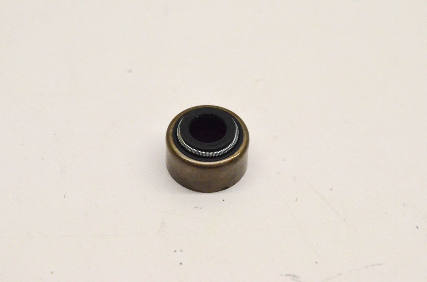 New OEM Suzuki 09289-07002 Valve Stem Guide Seal NOS