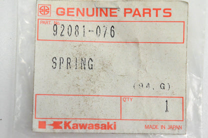 New OEM Kawasaki 92081-076 Change Lever Spring NOS