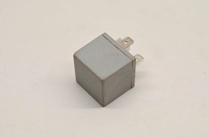 Original Engine Management ER13, RY-116, 2030011 Relay NOS