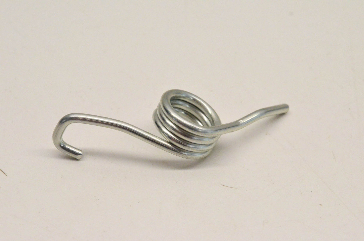 New OEM Suzuki 09448-18026 Footrest Spring NOS