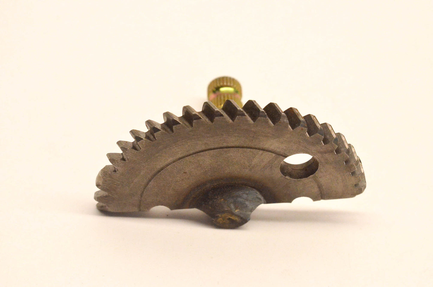 Aeon 2825039A-000, TX00198 Kick Start Shaft NOS