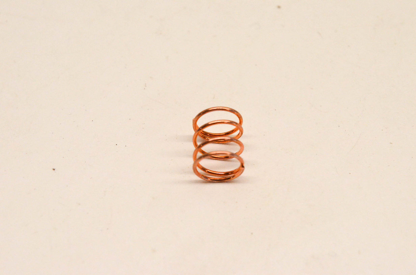 New OEM Suzuki 57382-45000 Spring NOS