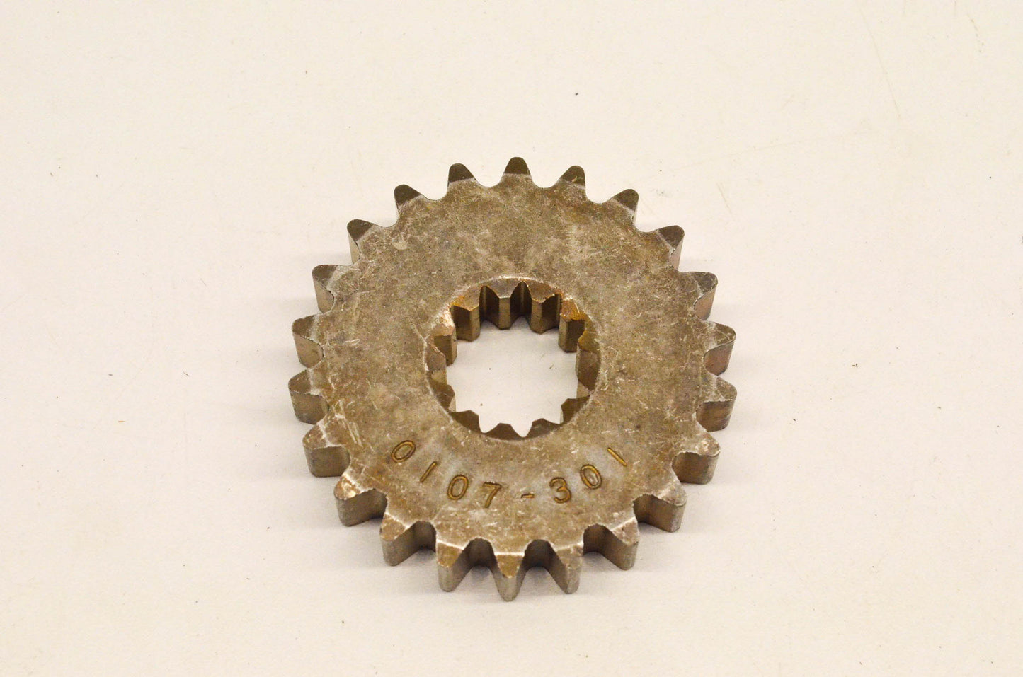 New OEM Arctic Cat 0107-301 Sprocket 22T NOS