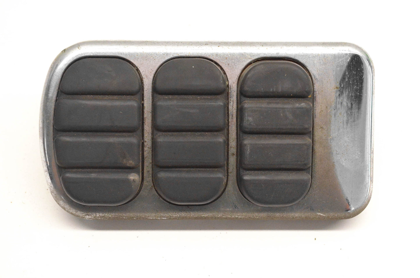 New OEM Harley Davidson 42478-95 Brake Pedal Cover 3 Slot NOS