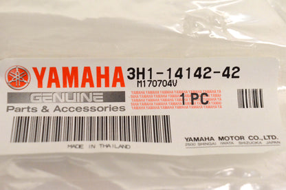 New OEM Yamaha 3H1-14142-42-00 Pilot Jet #42.5 NOS