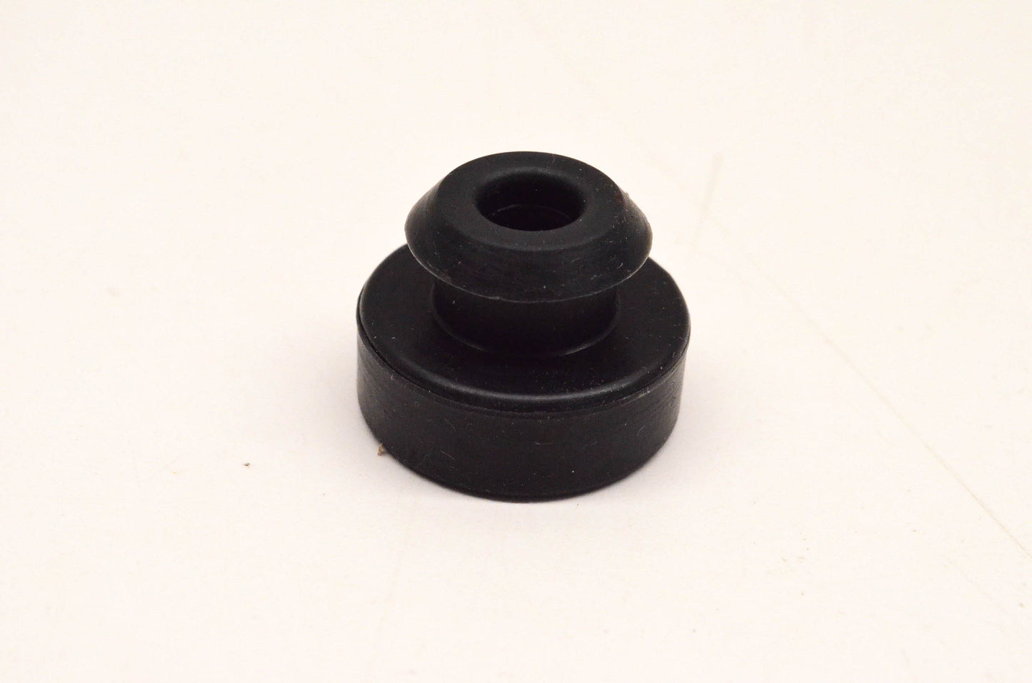 New OEM Arctic Cat 2612-186 Resonator Mount Rubber Grommet NOS