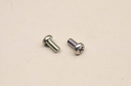 New OEM Arctic Cat 5507-002 Top Cover Screw QTY 2 NOS
