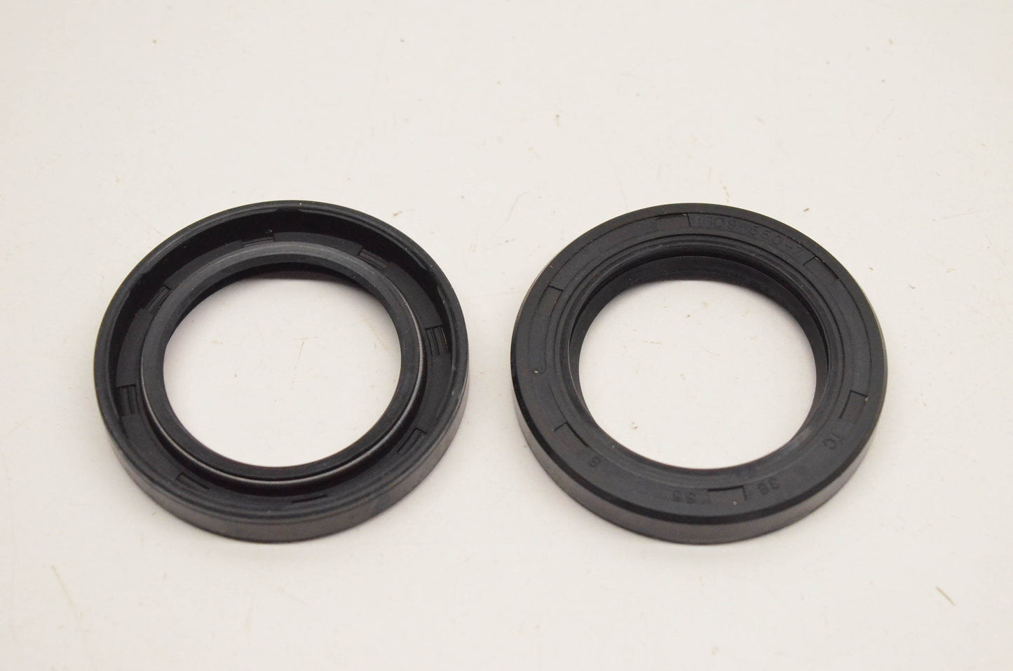 Aftermarket RDS-550-7 TC 3855 8.3 Oil Seals Qty 2 NOS