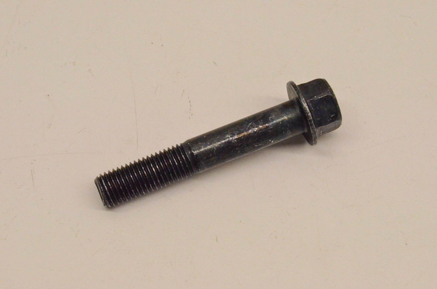 New OEM Yamaha 90105-10169-00 Flange Bolt NOS