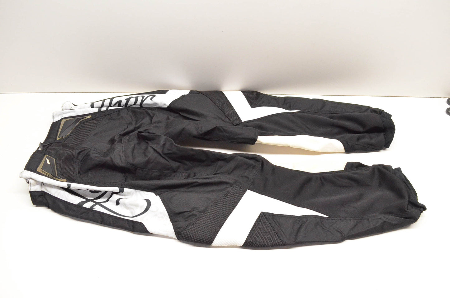 Thor Women's Size 5/6 Black Phase Riding Pants NOS