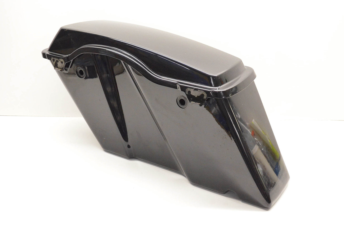 OEM Harley Davidson 679-1749 Black Right Side Saddlebag