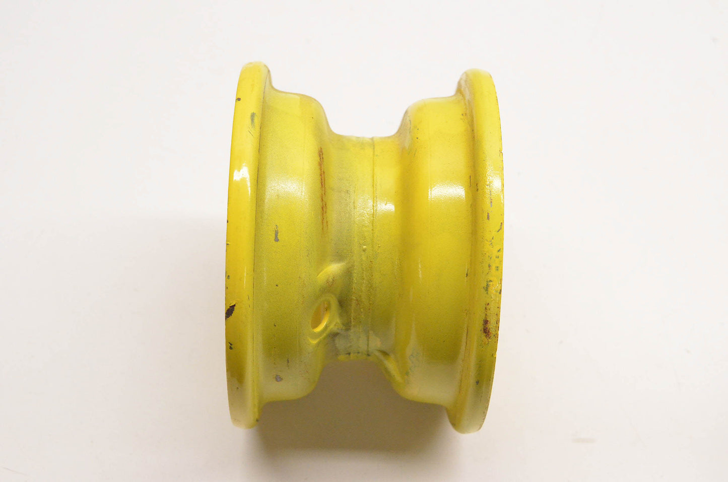 New OEM John Deere AM105690, 00626DY2 Wheel 5x3 3/4" NOS