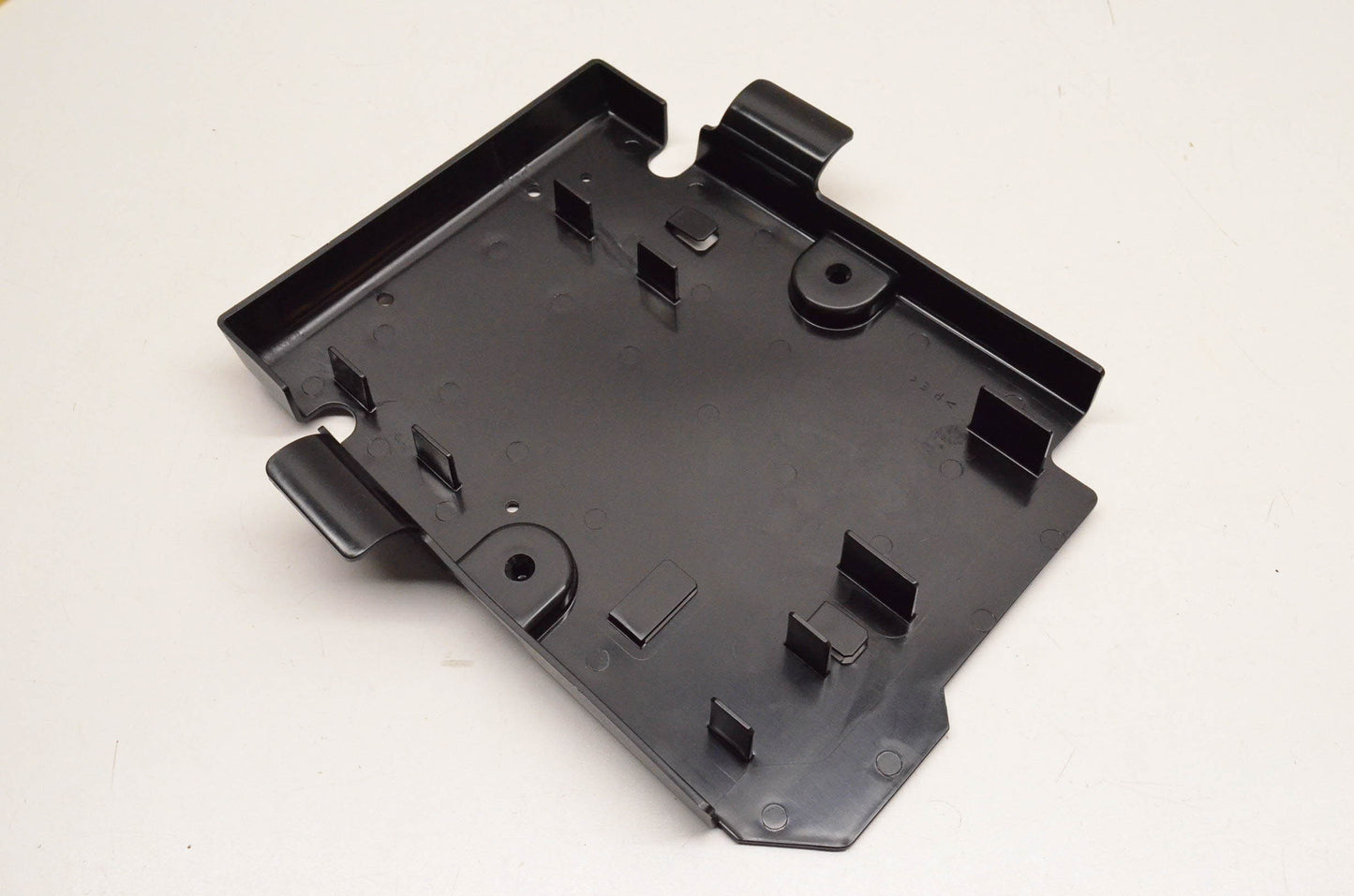 New OEM Kawasaki 11052-1847 Electric Bracket NOS