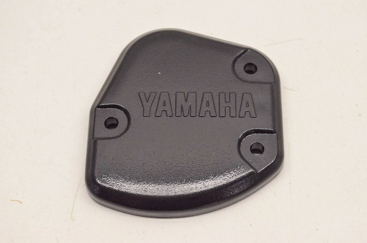 New OEM Yamaha 4KB-2628F-10-00 Gear Cap NOS