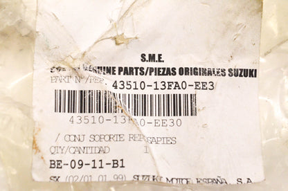 New OEM Suzuki 43510-13FA0-EE3 Right Foot Rest Bracket NOS