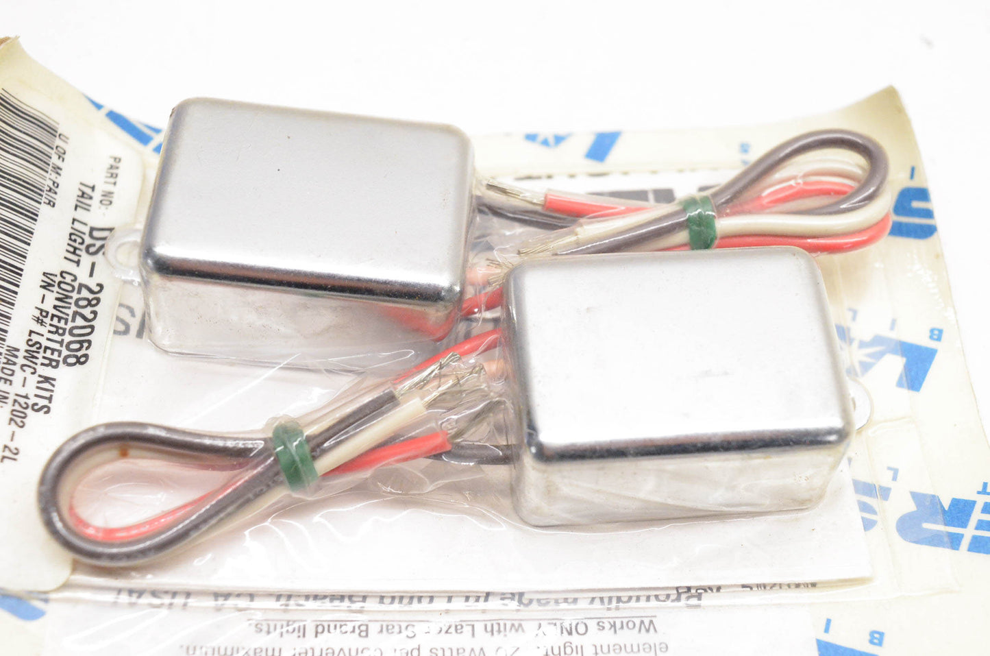 Lazer Star LSWC-1202-2L, DS-282068, DS282068 Tail Light Converter Kit NOS